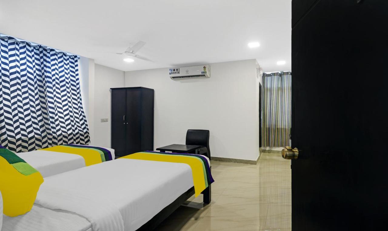 Itsy By Treebo - Lg Grand Inn Hyderabad Exteriör bild