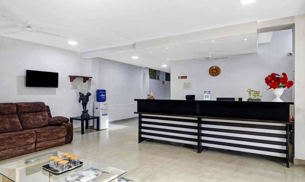 Itsy By Treebo - Lg Grand Inn Hyderabad Exteriör bild